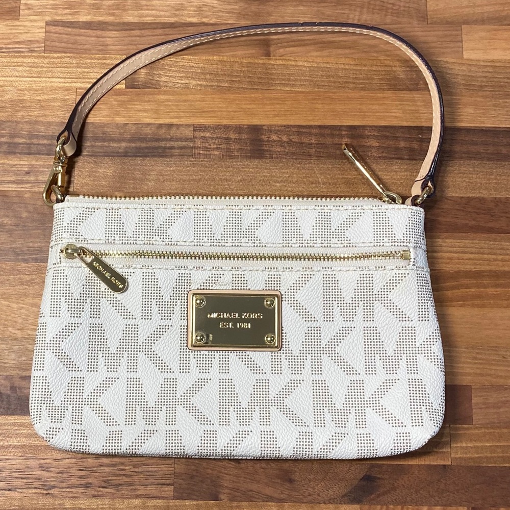 Authentic Michael Kors small wristlet/wallet